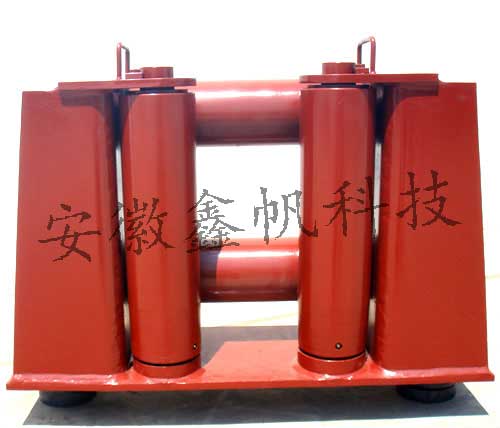 BA四滾柱起閉式導(dǎo)纜器